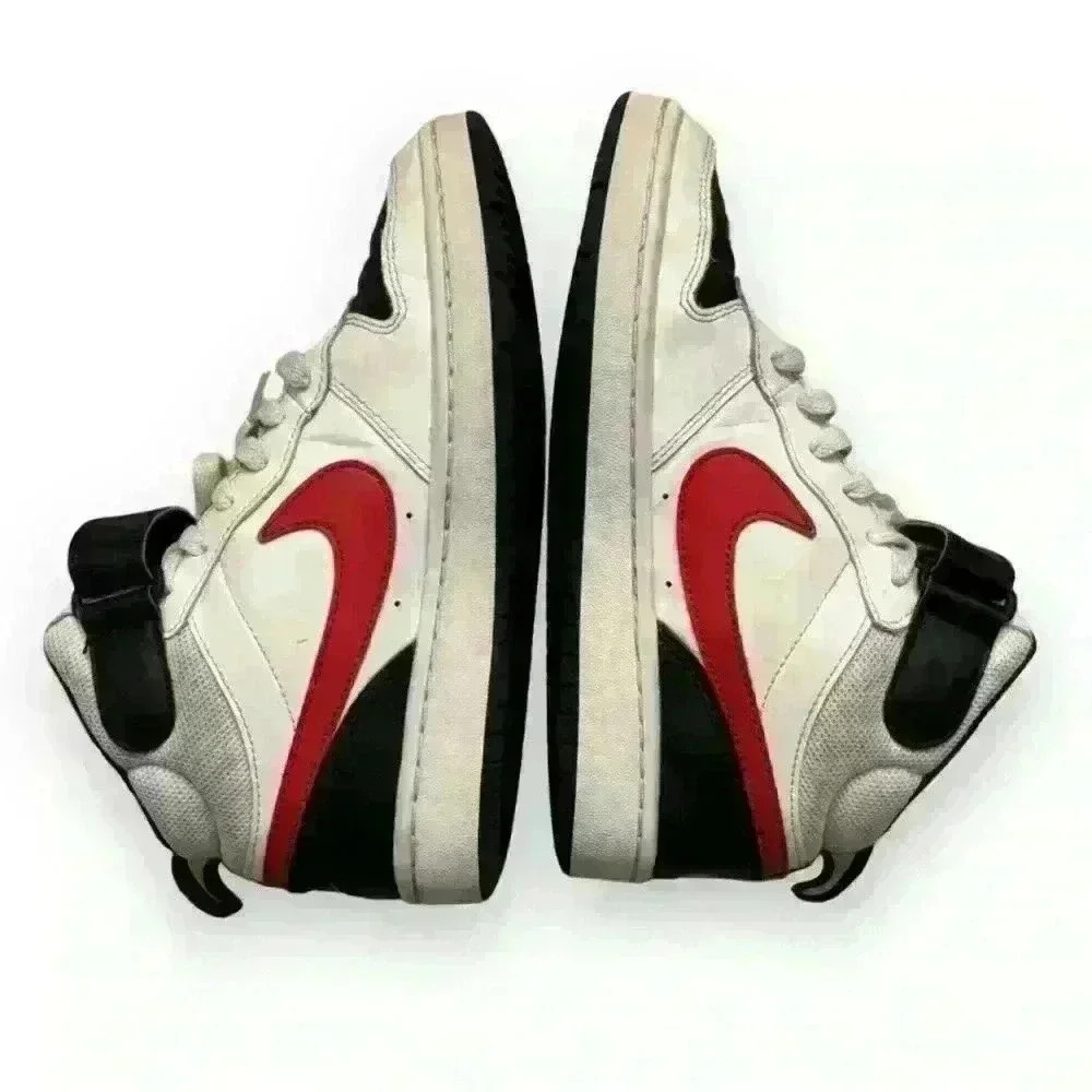 NIKE Court Borough Mid 2 size 5Y